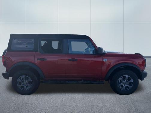 HOT PEPPER RED MET TINT CC 2023 Ford Bronco Big Bend