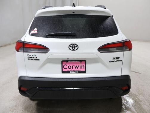 2026 Toyota Corolla Hybrid SE