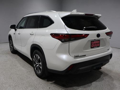 2021 Toyota Highlander Hybrid XLE