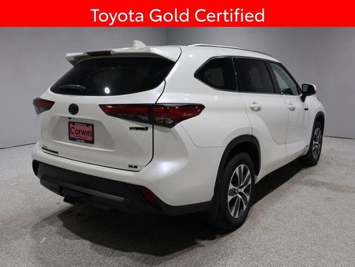 2021 Toyota Highlander Hybrid XLE