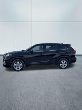 2020 Toyota Highlander LE
