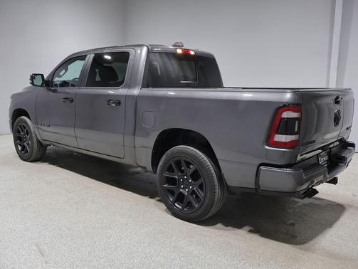 Granite Crystal Metallic Clearcoat 2024 RAM 1500 Laramie