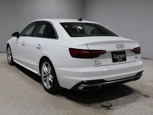 2024 Audi A4 45 S line Premium Plus