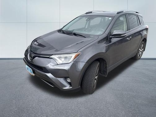 Magnetic Gray Metallic 2018 Toyota RAV4 XLE