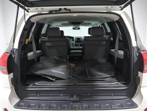 Blizzard Pearl 2013 Toyota Sequoia Platinum