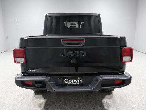 2022 Jeep Gladiator Willys 4x4