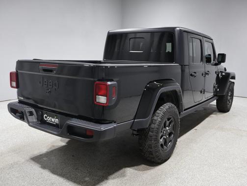 2022 Jeep Gladiator Willys 4x4