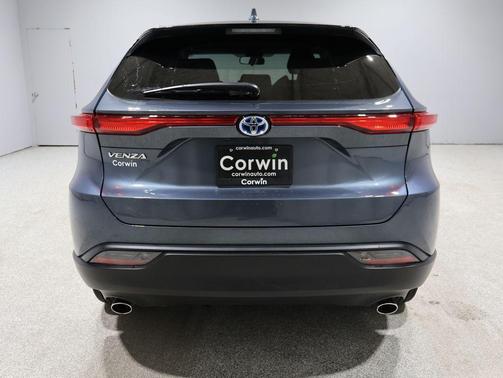 2024 Toyota Venza LE