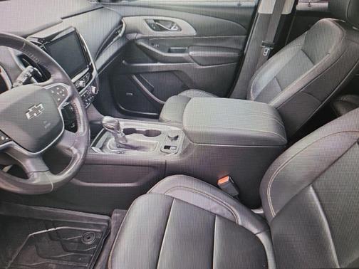 2021 Chevrolet Traverse RS