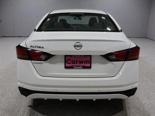2024 Nissan Altima S FWD