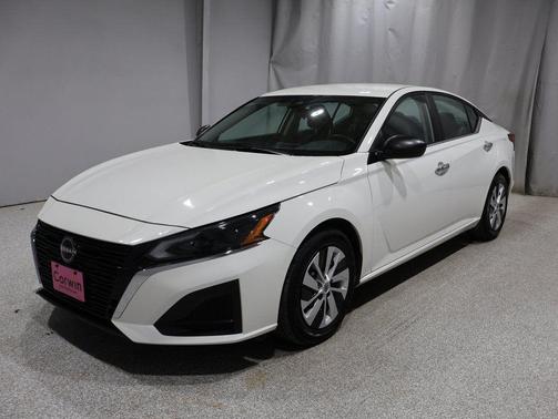 2024 Nissan Altima S FWD