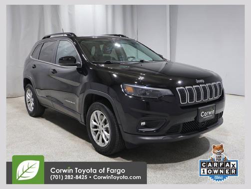 Diamond Black Crystal Pearlcoat 2022 Jeep Cherokee Latitude Lux
