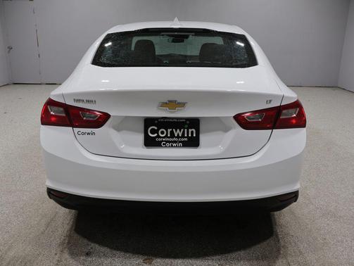 Summit White 2023 Chevrolet Malibu FWD 1LT