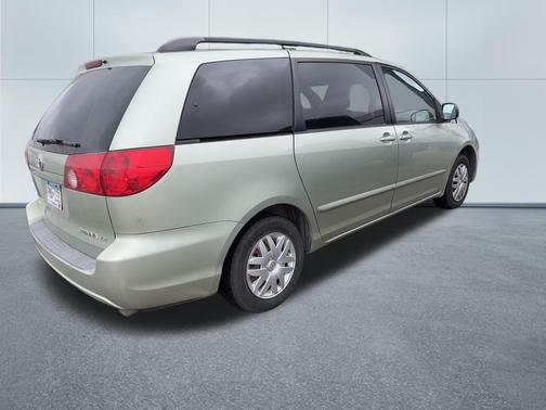2006 Toyota Sienna LE