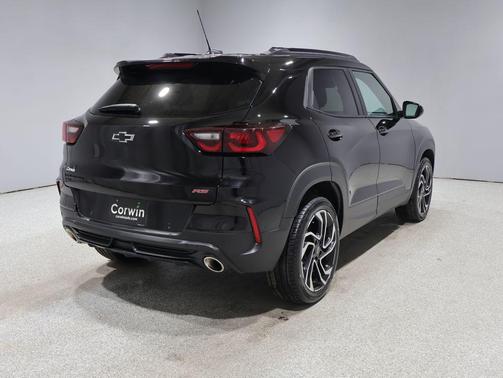 Mosaic Black Metallic 2024 Chevrolet Trailblazer RS