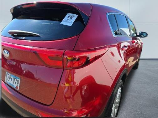 Hyper Red 2019 Kia Sportage LX