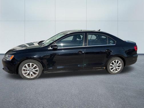 Black Uni 2014 Volkswagen Jetta Auto SE w/Connectivity