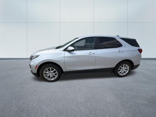 Silver Ice Metallic 2022 Chevrolet Equinox 1LT