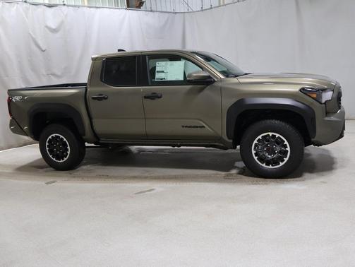 2025 Toyota Tacoma TRD Off Road