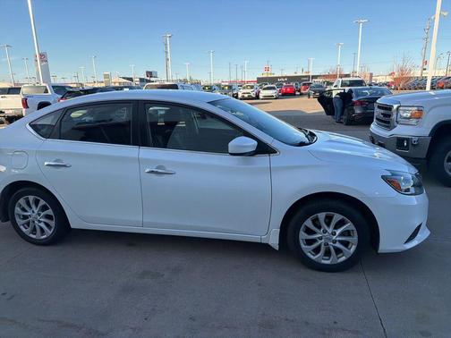 2018 Nissan Sentra SV