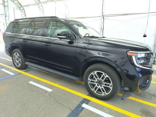 2025 Ford Expedition Max Active 4x4