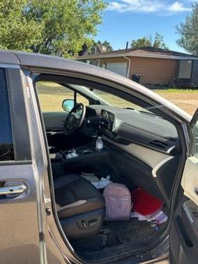 Predawn Gray Mica 2023 Toyota Sienna Platinum 7 Passenger