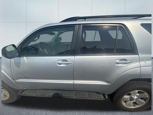 Titanium Metallic 2003 Toyota 4Runner SR5 V8