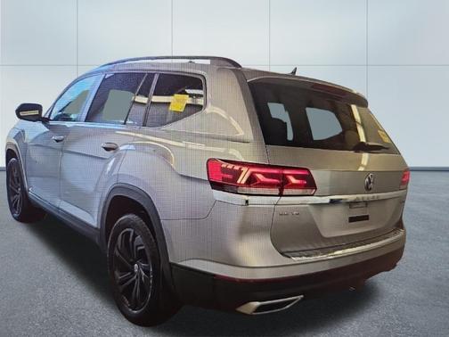 Pyrite Silver Metallic 2022 Volkswagen Atlas 3.6L SE w/Technology