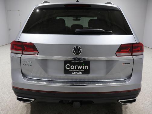 Pyrite Silver Metallic 2022 Volkswagen Atlas 3.6L SE w/Technology