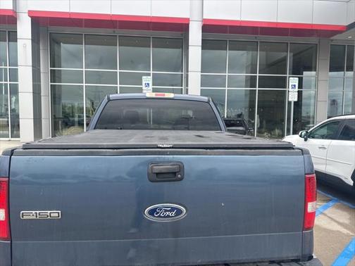 2004 Ford F-150 XLT SuperCrew