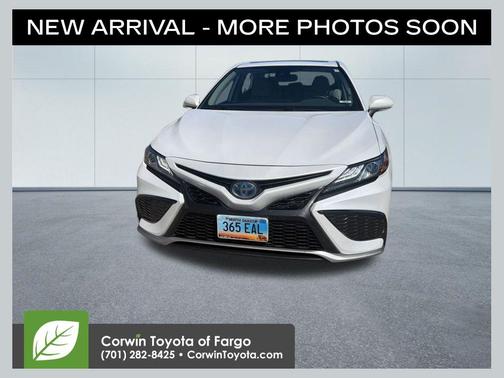 Wind Chill Pearl 2023 Toyota Camry XSE