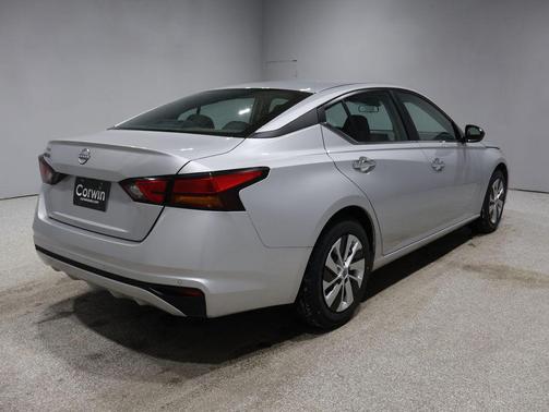 2024 Nissan Altima S FWD