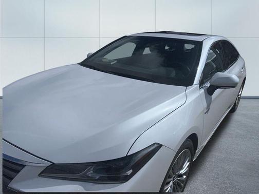 Wind Chill Pearl 2019 Toyota Avalon Hybrid Limited