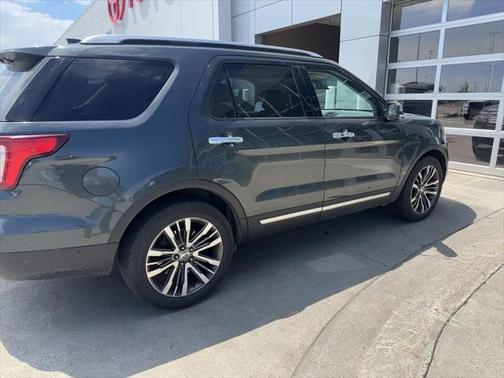 2016 Ford Explorer Platinum
