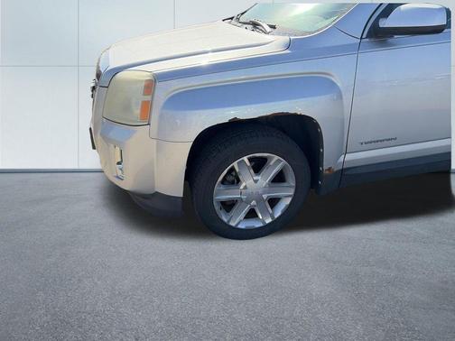 Quicksilver Metallic 2010 GMC Terrain SLT-1