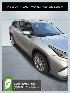 Celestial Silver Metallic 2021 Toyota Highlander Limited