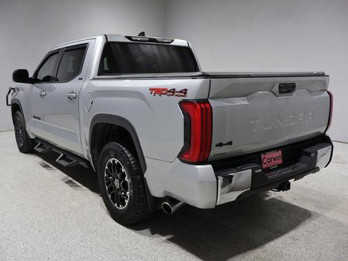 2022 Toyota Tundra SR5