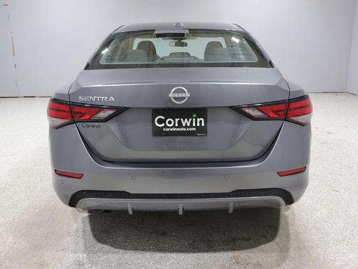 Gun Metallic 2025 Nissan Sentra SV