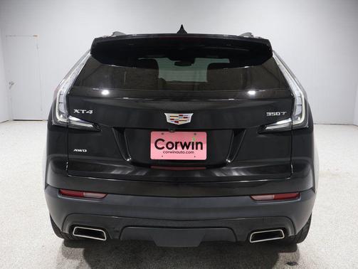 2023 Cadillac XT4 Sport