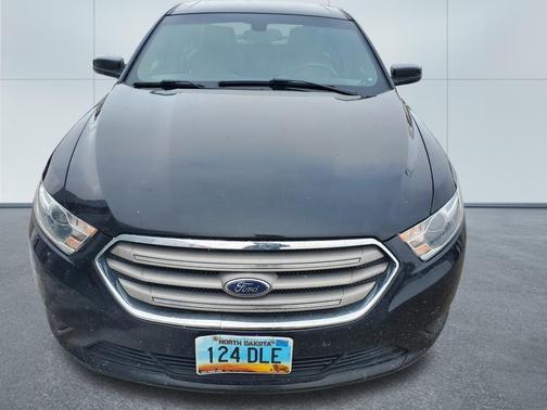 2017 Ford Taurus SEL