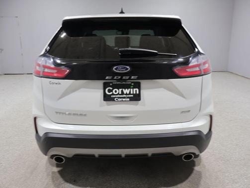 STAR WHITE 2024 Ford Edge Titanium