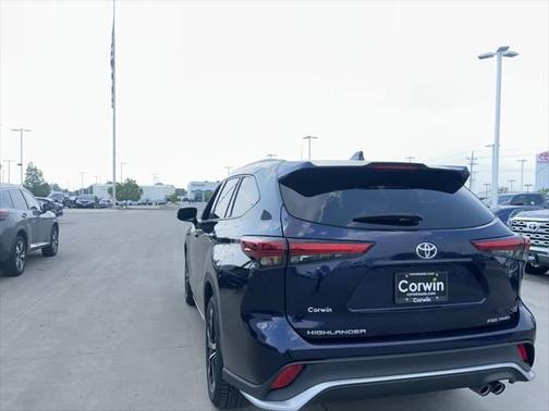 2021 Toyota Highlander XSE