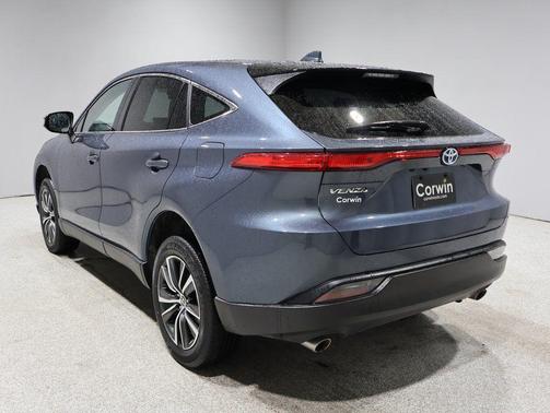 2024 Toyota Venza LE