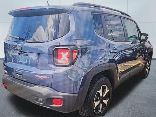 Slate Blue Pearlcoat 2022 Jeep Renegade Trailhawk