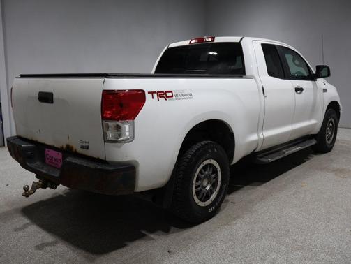 Super White 2010 Toyota Tundra Grade