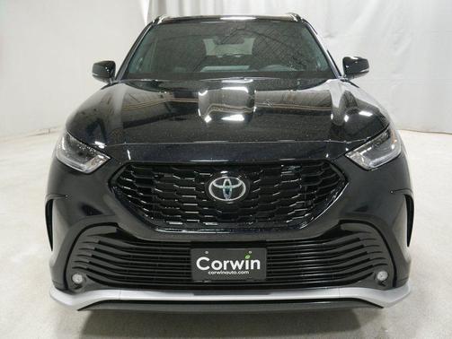 2024 Toyota Highlander XSE