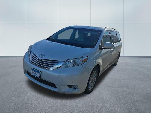 2012 Toyota Sienna XLE