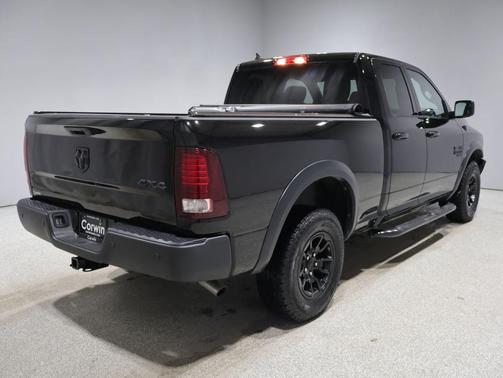 Diamond Black Crystal Pearlcoat 2023 RAM 1500 Classic Warlock Quad Cab 4x4 6'4' Box