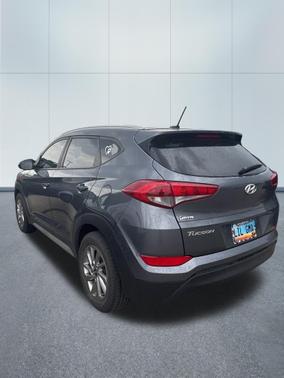Coliseum Gray 2017 Hyundai TUCSON SE