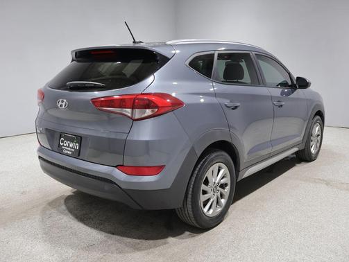 Coliseum Gray 2017 Hyundai TUCSON SE